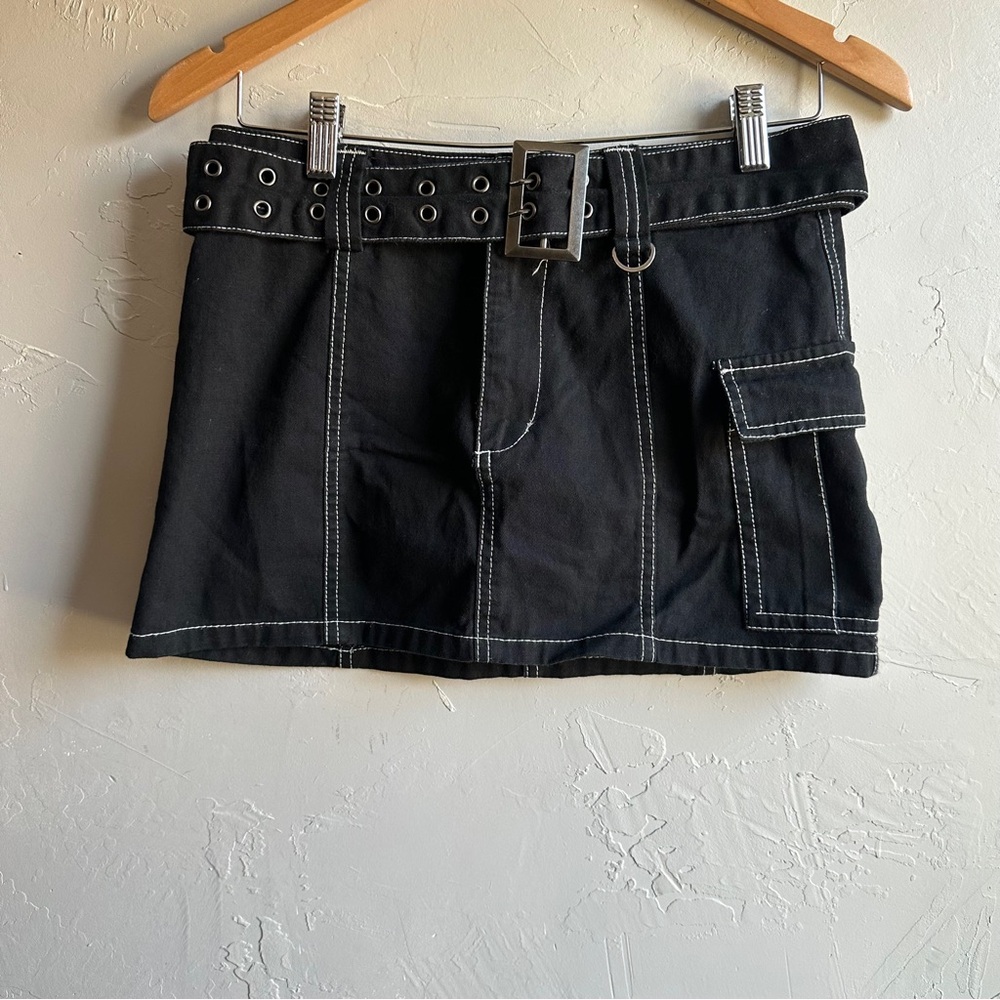 Forever 21 Black Cargo Mini Skirt Belted‎ Y2K Alt Grunge Sz S Goth Emo